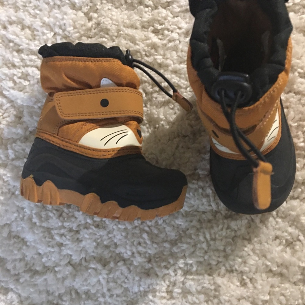 Boots - Picture 2 of 4
